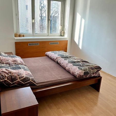 Victory Apartment Bratislava Exterior photo